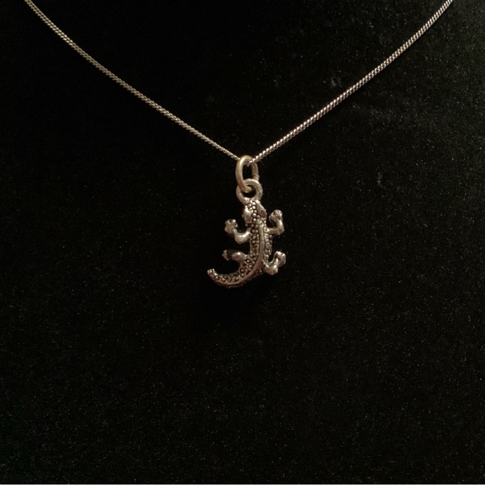 Silver Gecko Pendant
